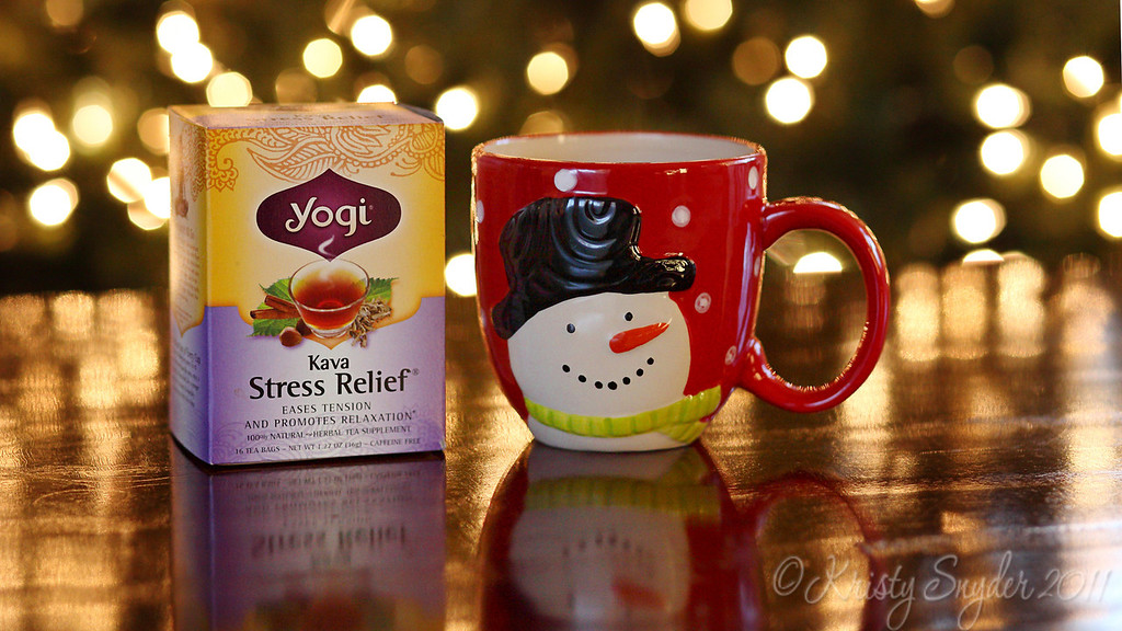 IMAGE: http://ksnyderphoto.smugmug.com/Family/December-2011/i-x63HdkW/0/XL/IMG7613-16x9-XL.jpg